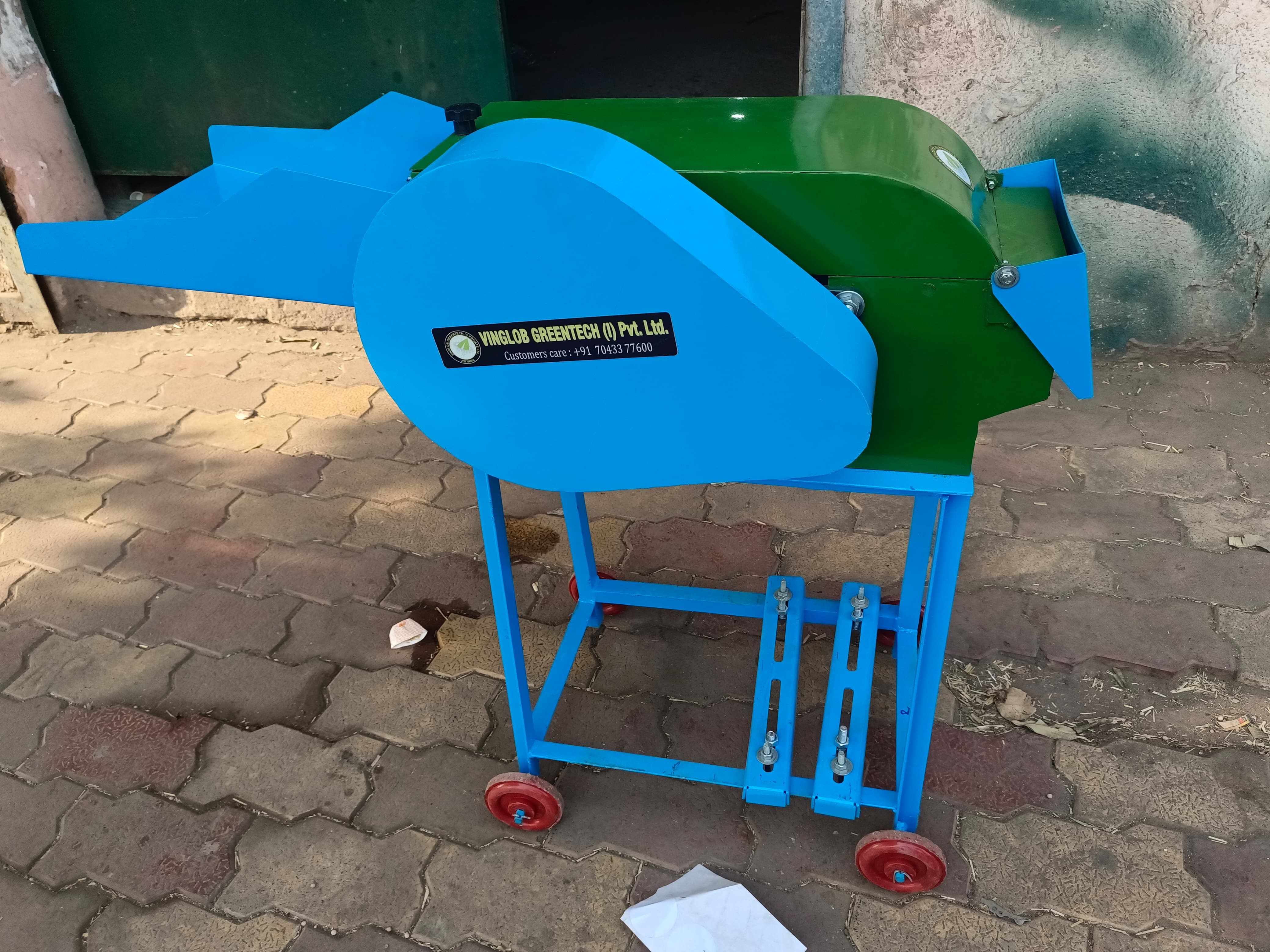 Mini Chaff Cutter 2hp Capacity: 250-300 Kg/hr