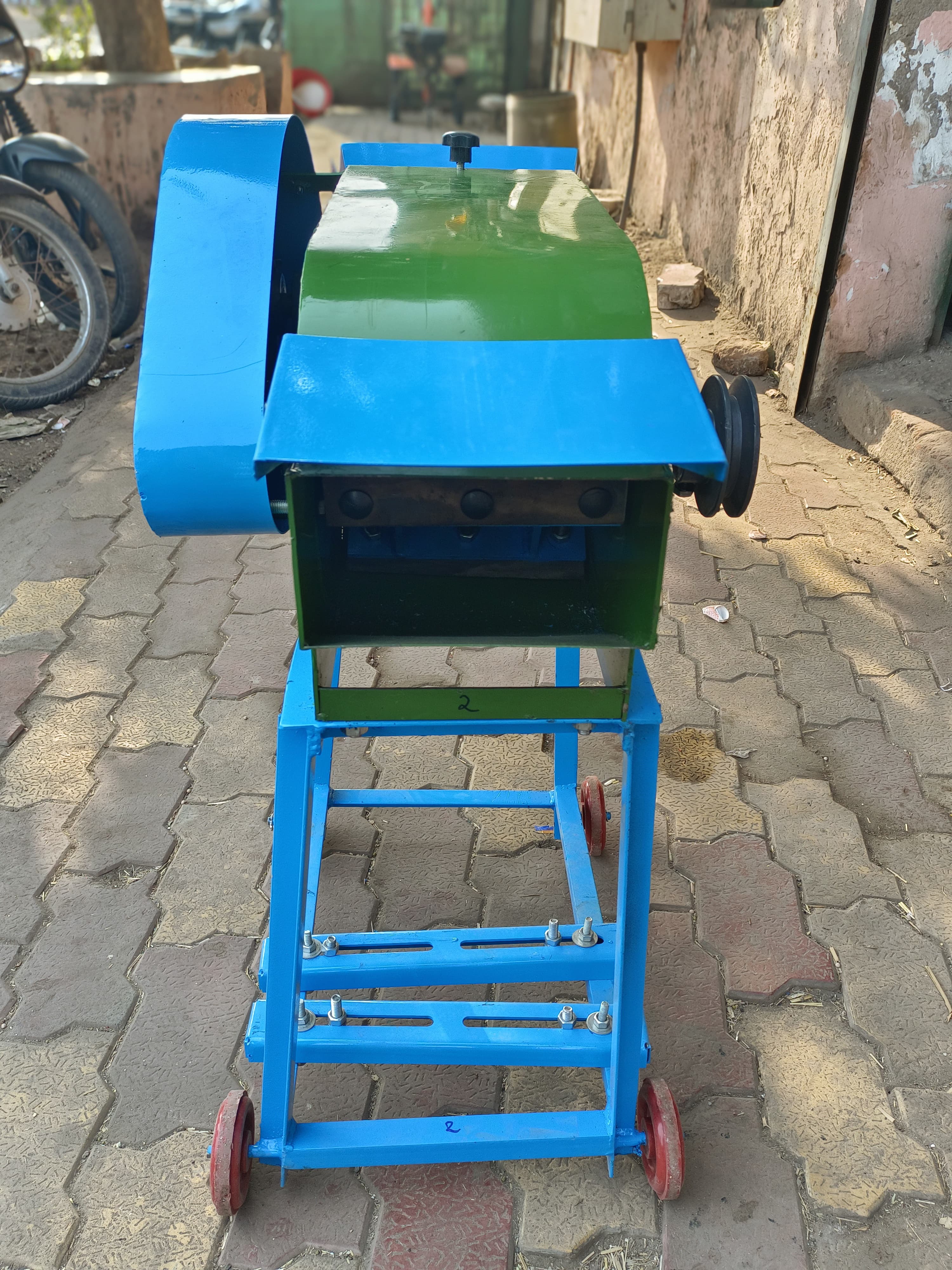 Mini Chaff Cutter 2hp Capacity: 250-300 Kg/hr