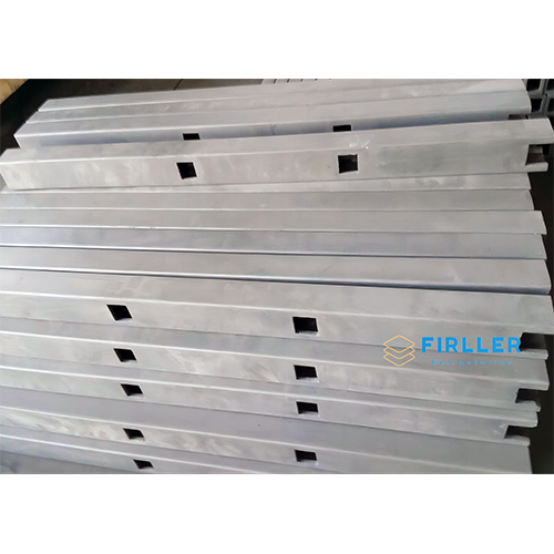 Nitride Bonded Silicon Carbide Square Beam For Kilns - Application: Refractory Support In The Kiln.