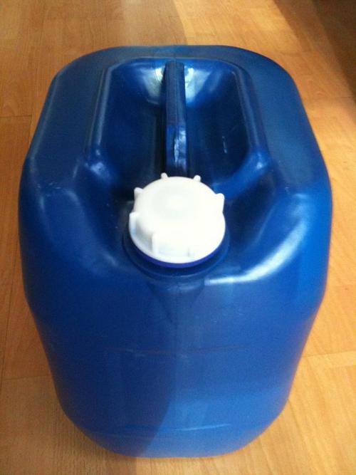 Sulphuric Acid - Commercial Grade 98% Purity, Industrial Cleaning Agent, Liquid Form, Shelf Life 1-3 Years