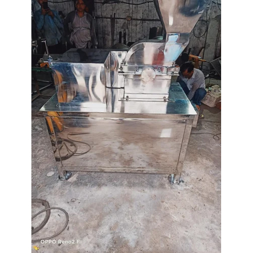Stainless Steel Vegetable Fruit Pulverizer Capacity: 100 Kg/hr