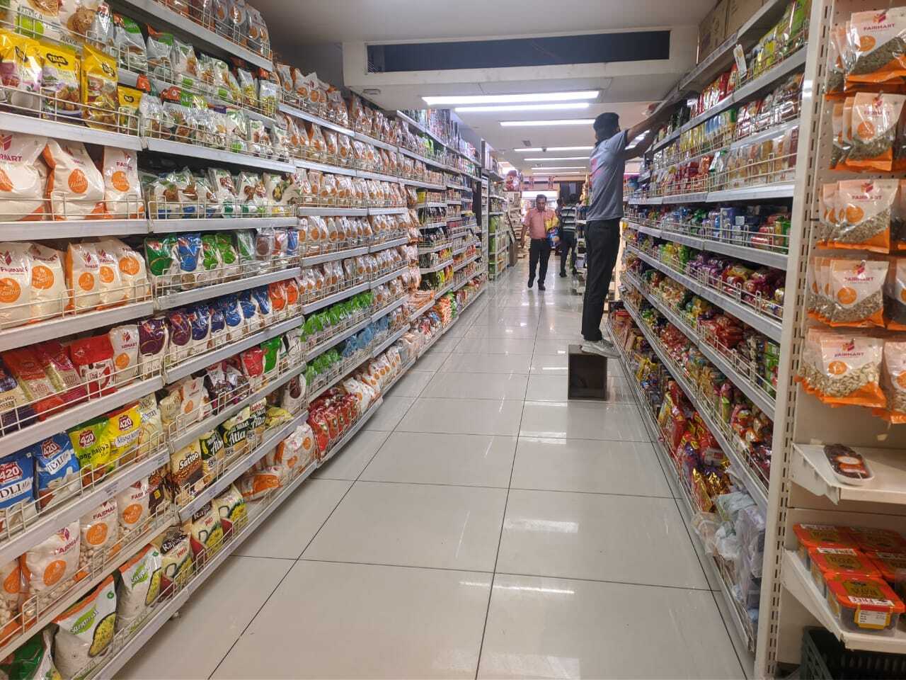 Wall Display Racks - Steel Material, Various Sizes Available | Good Quality For Commercial Use In Supermarkets And Shops