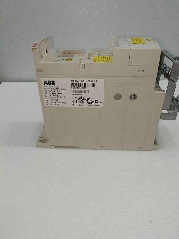 Abb Acs355-03u-02a4-4 3 Phasen 400aca A 480 V 2,4 A 0,75 Kw 1 Ps