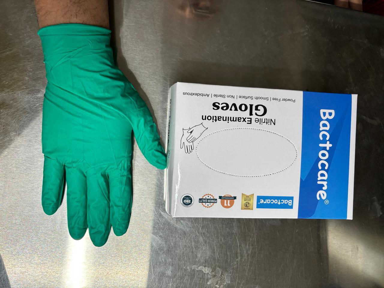 Nitrile Examination Gloves - Nitrile Material, Full Finger Style, Green Color | Quick Dry, Washable, Furred Cuff For Comfort And Protection