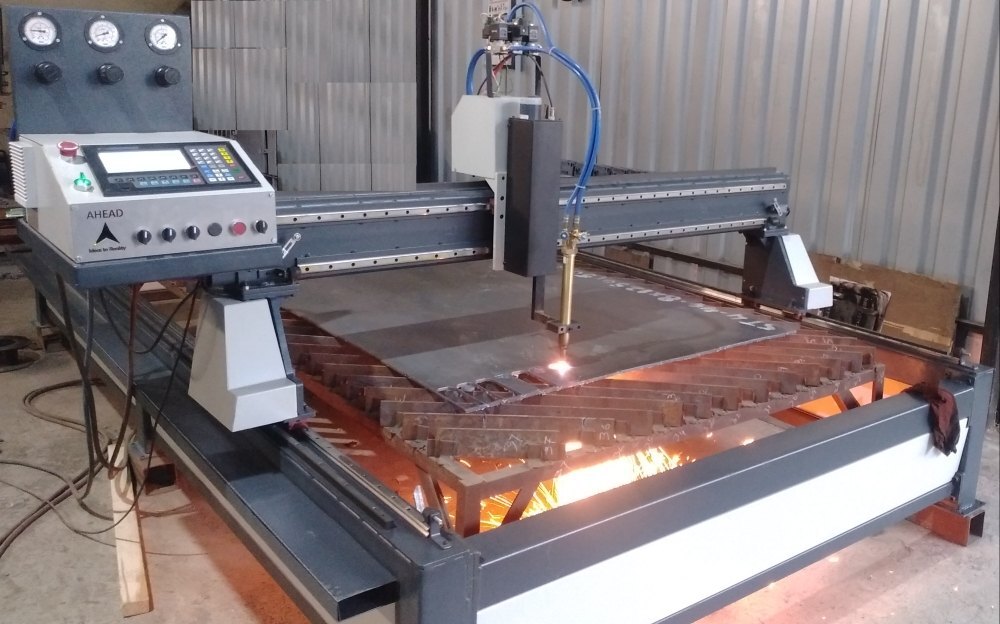 Cnc Gas Cutting Machine - Steel, 14000x4000x1800 Mm, Yellow | 5000 Kg/day Capacity, Full Automatic Function, 6000 Mm/m Cutting Speed