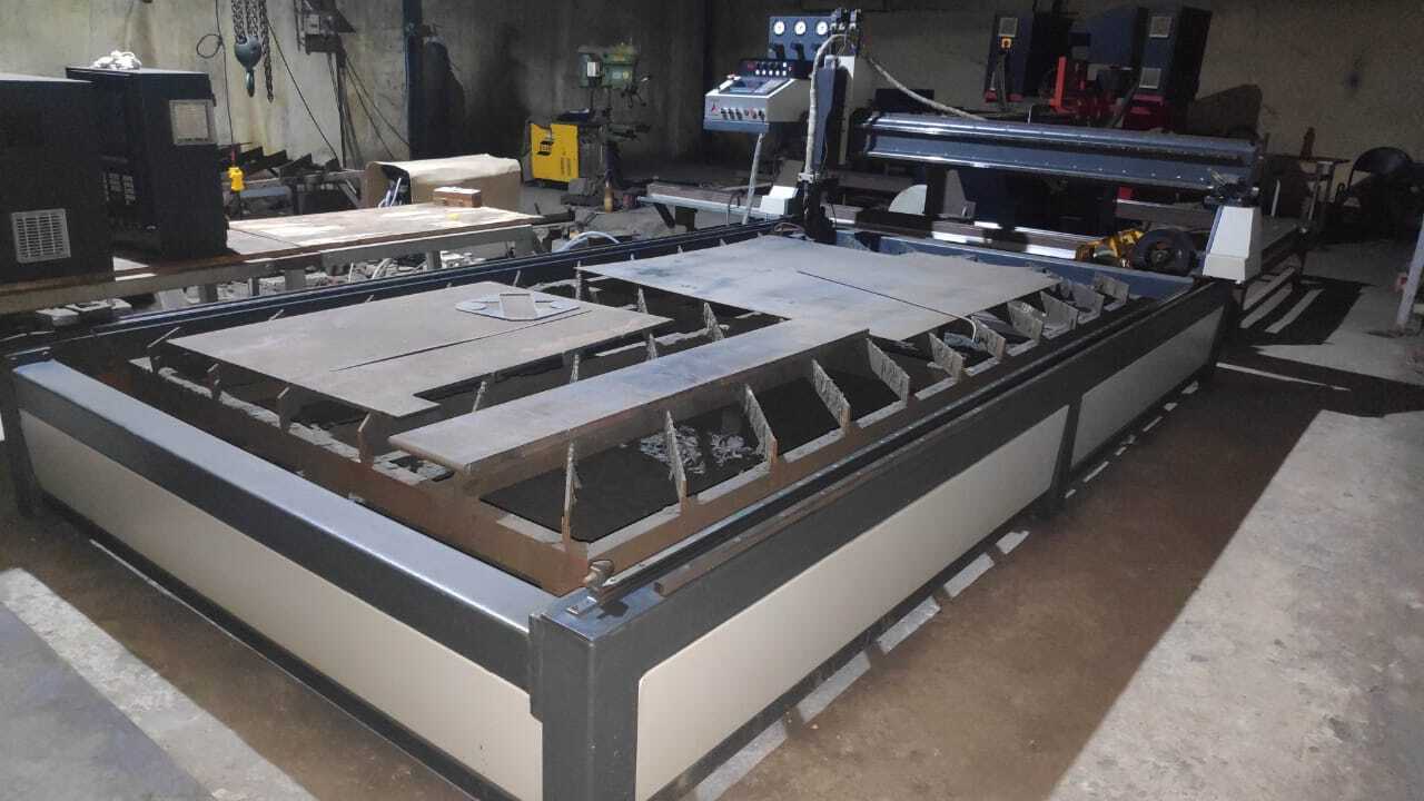 Cnc Gas Cutting Machine - Steel, 14000x4000x1800 Mm, Yellow | 5000 Kg/day Capacity, Full Automatic Function, 6000 Mm/m Cutting Speed