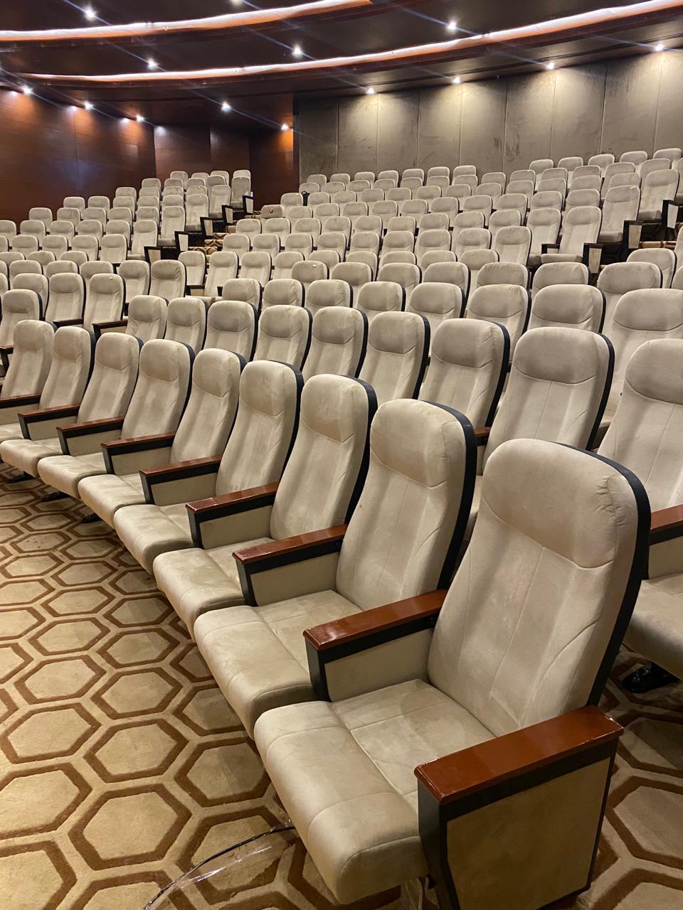 Auditorium Chairs/theater Chairs/lecture Hall Chair at INR