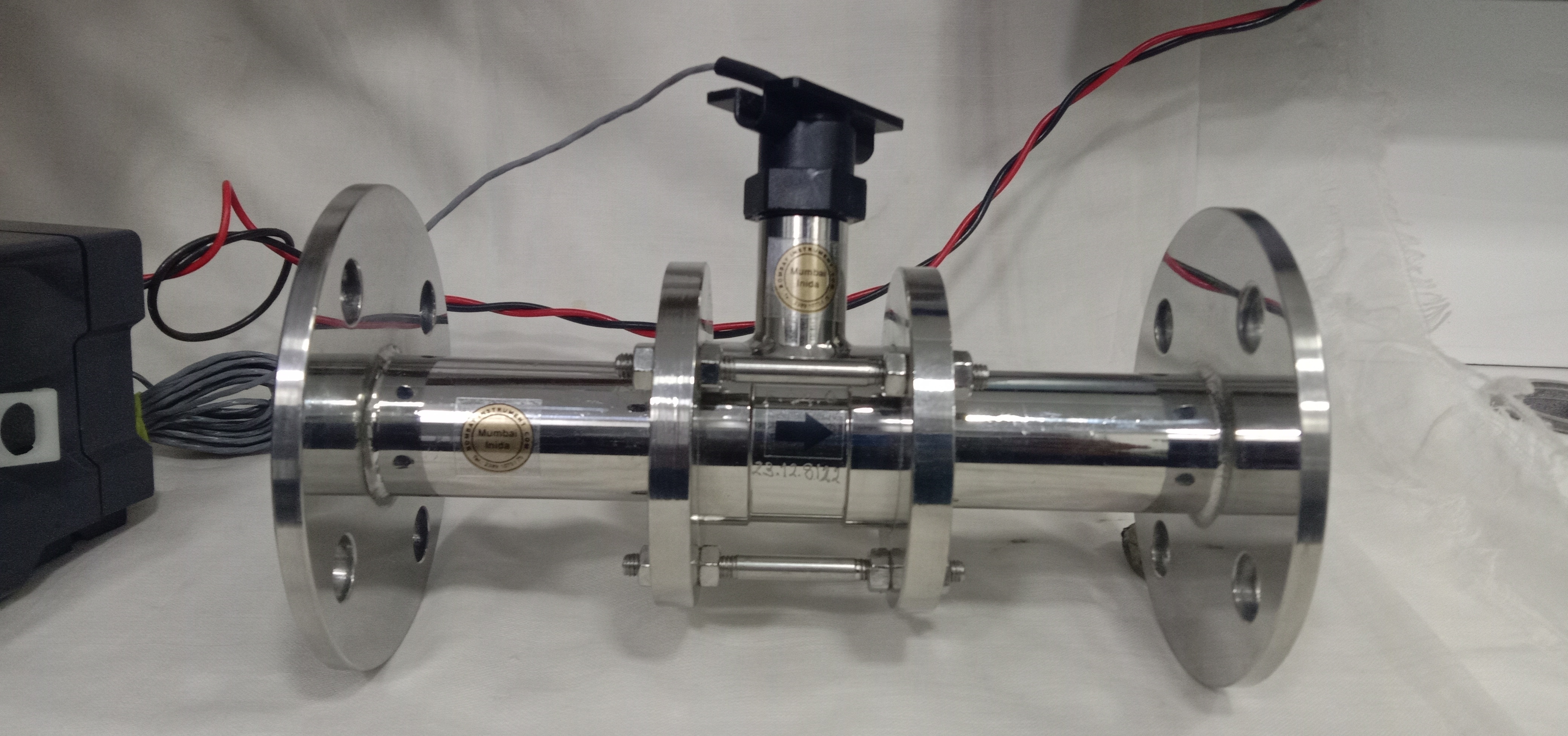 Digital Flange End Flow Meter - Accuracy: +/-1.5 %