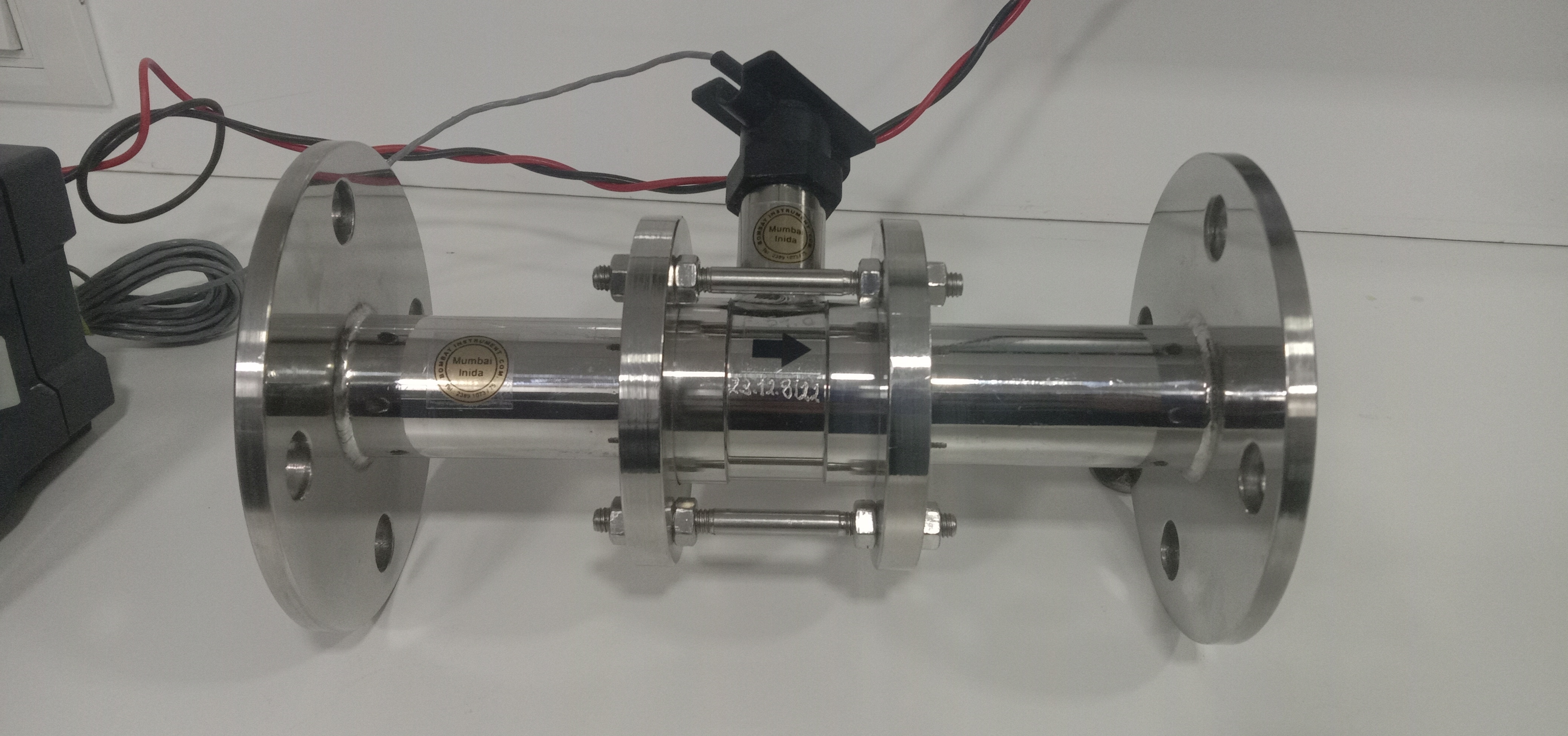 Digital Flange End Flow Meter - Accuracy: +/-1.5 %