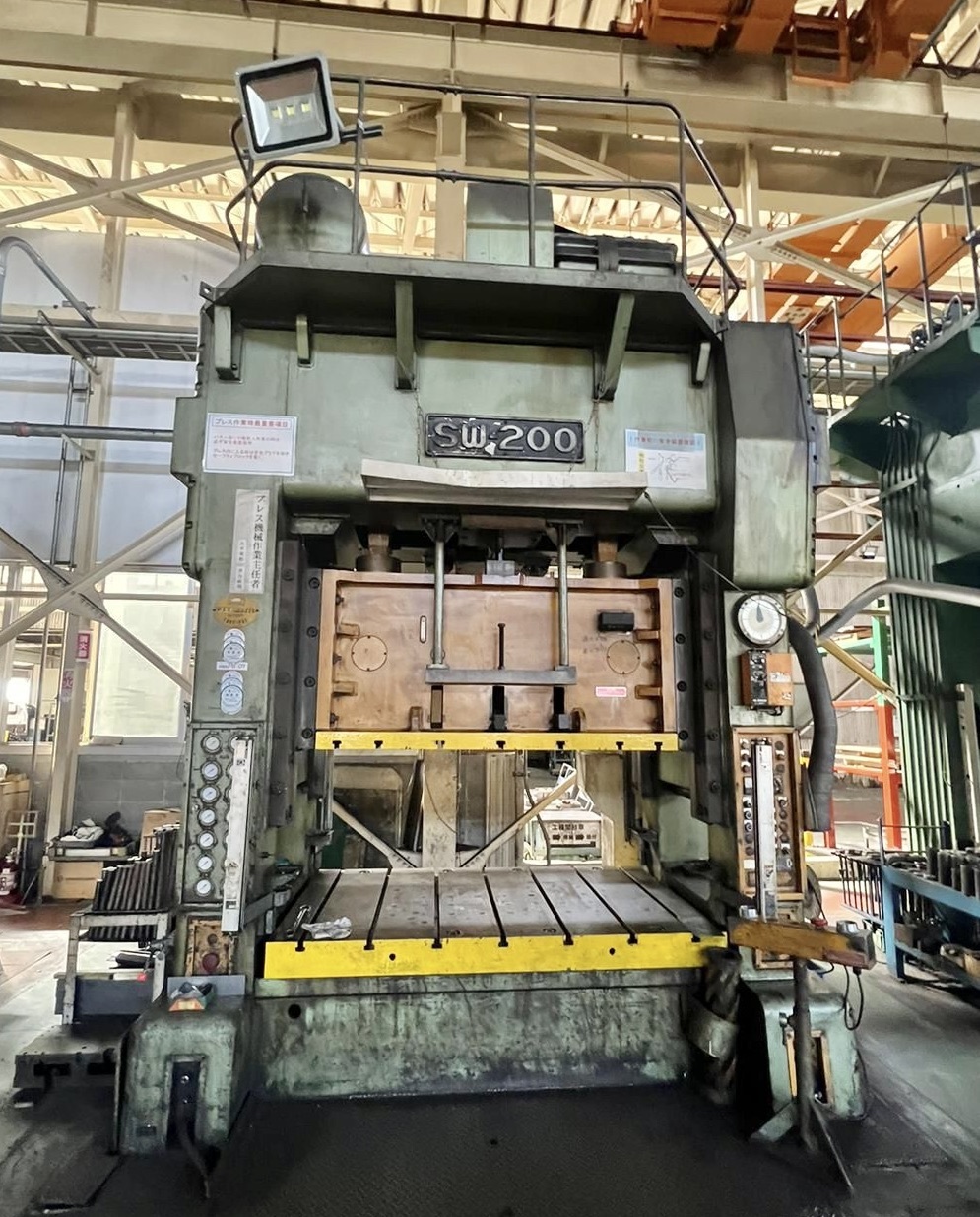 1441 Amada H Frame Double Crank Press - 200 Tons Capacity, 300mm Stroke, 2100x1300mm Bed Size, 1800x1000mm Ram Size, 25 Spm | Precision Engineering, Robust Design