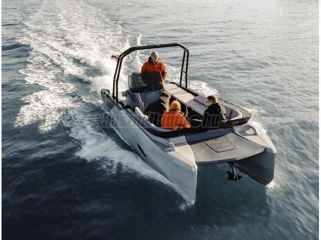 Catamaran Boat, Pe Catamaran Boat at 1500000.00 INR at Best Price in ...