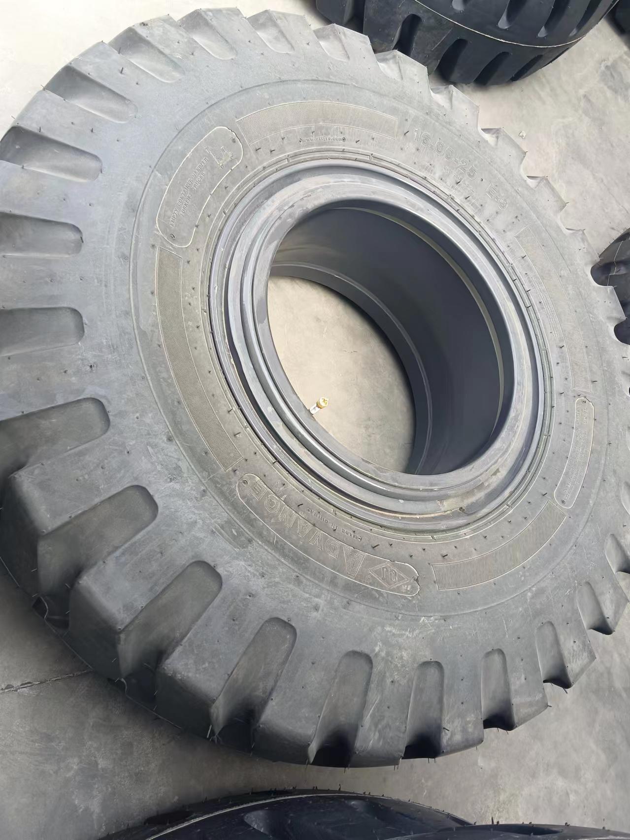 18.00-25-40 E-4j Tires - 1675x1675x500mm | New Condition, 400kg Weight, 3-month Warranty