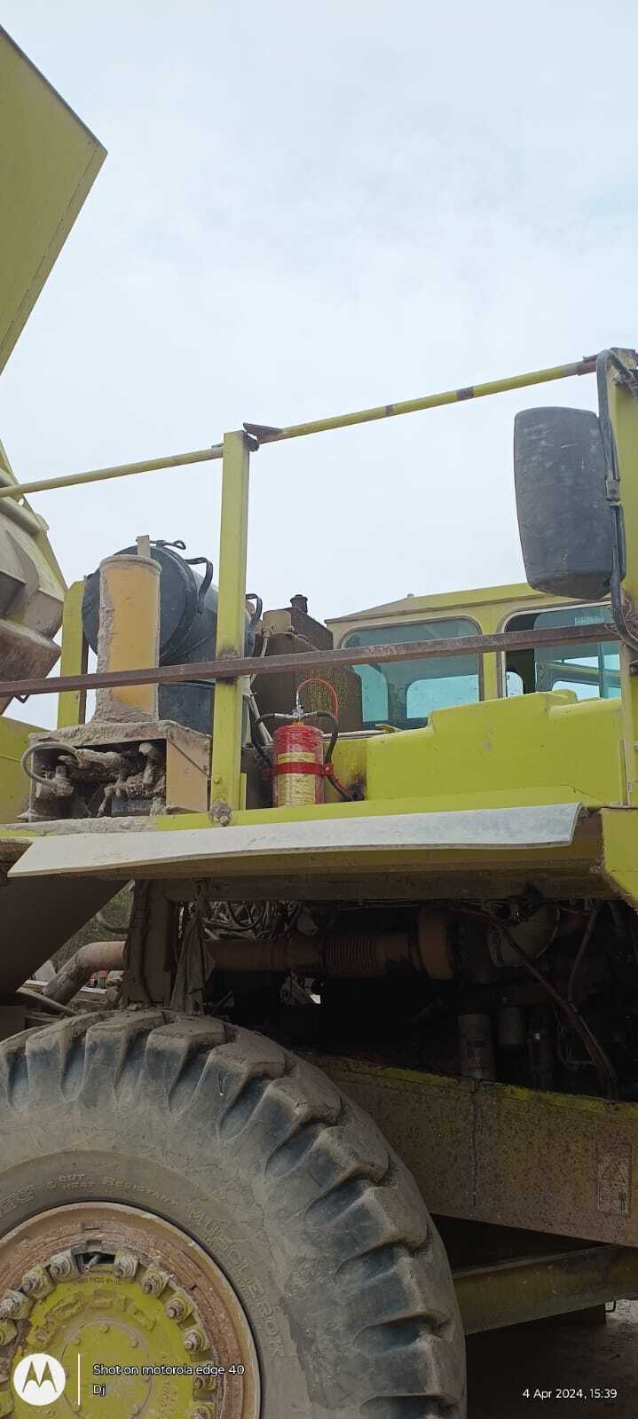 Vehicle Engine Fire Suppression System - Color: Red