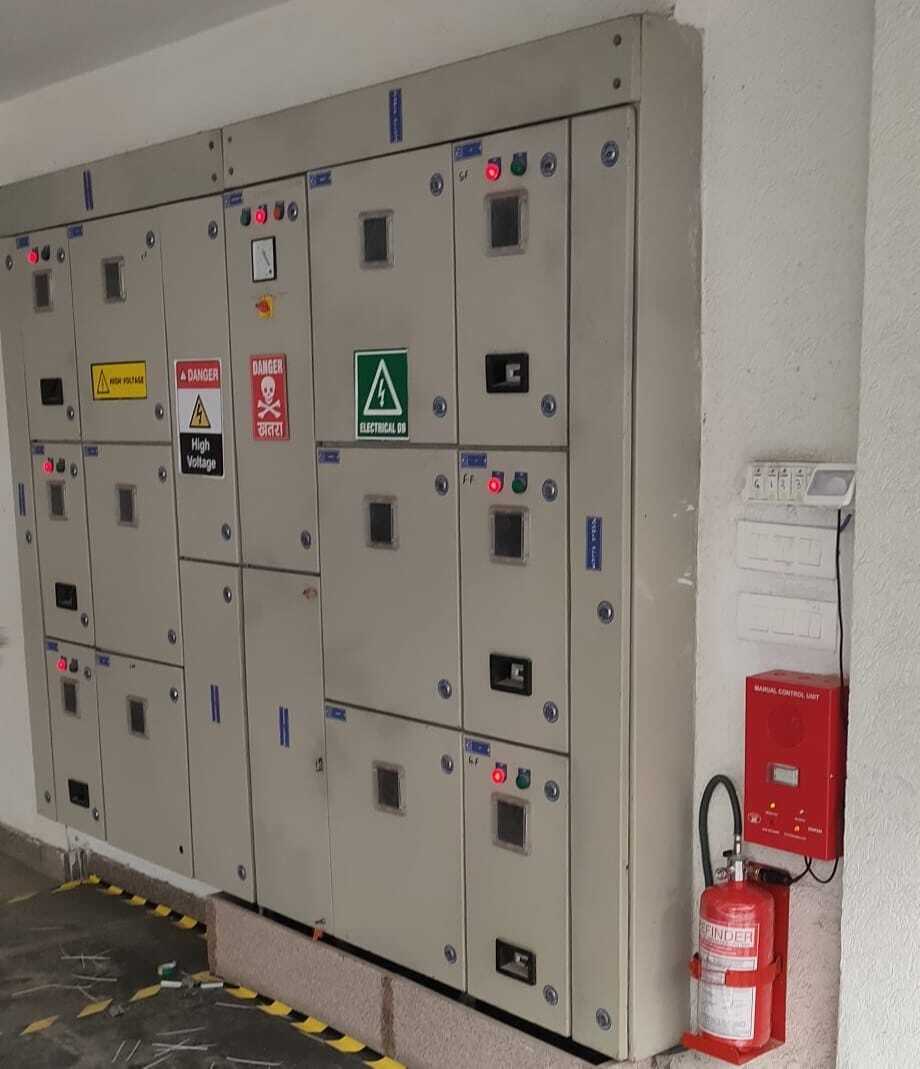 Automatic Co2 Extinguishing System - Ul Approved Material, 2x1x1 Meter Size, Red Color | 12 Months Warranty, 35 Kilograms Weight, Ideal For Electrical Panel Fire Suppression