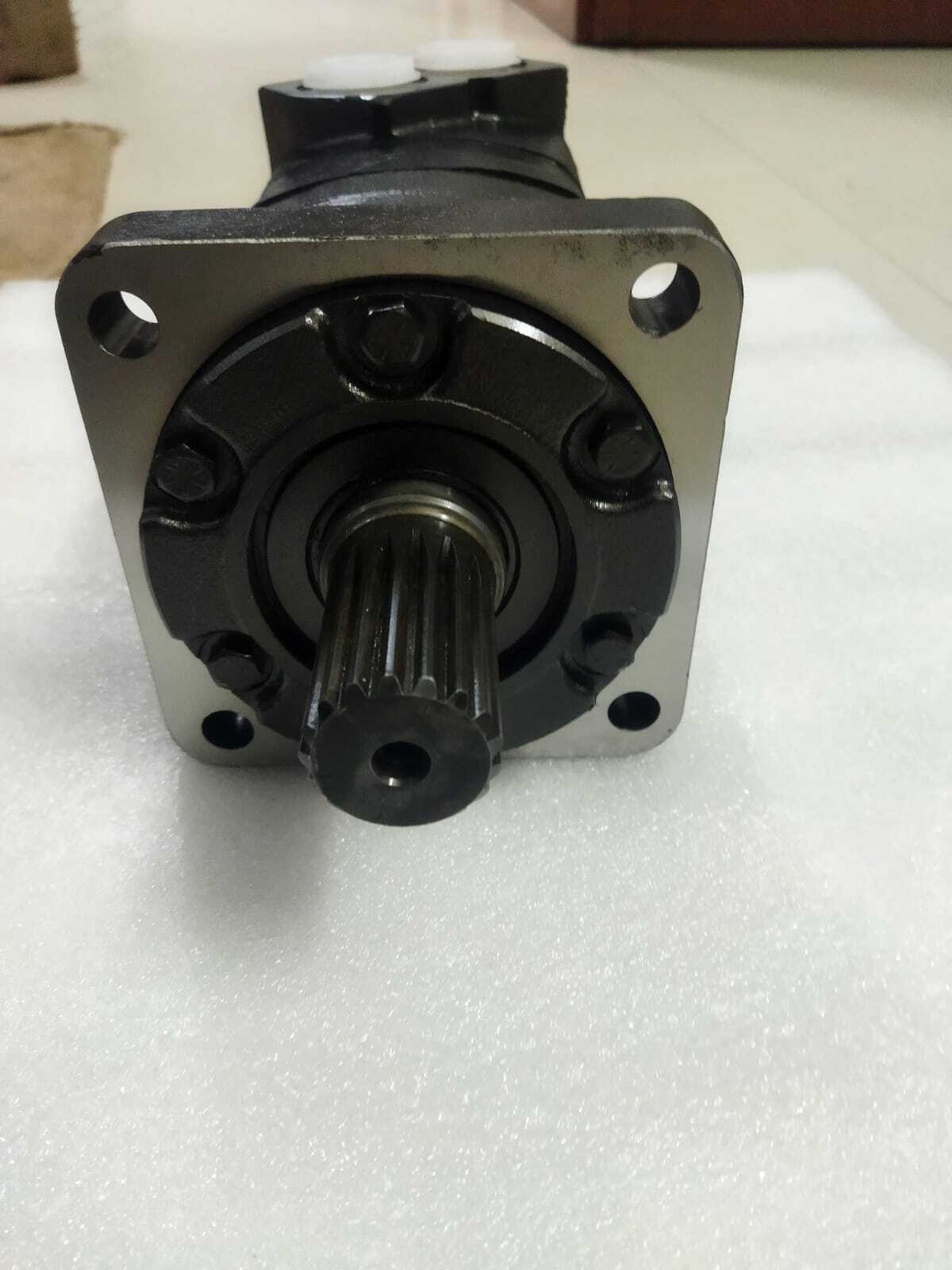 Eaton Hydraulic Motor - Phase: Double Phase