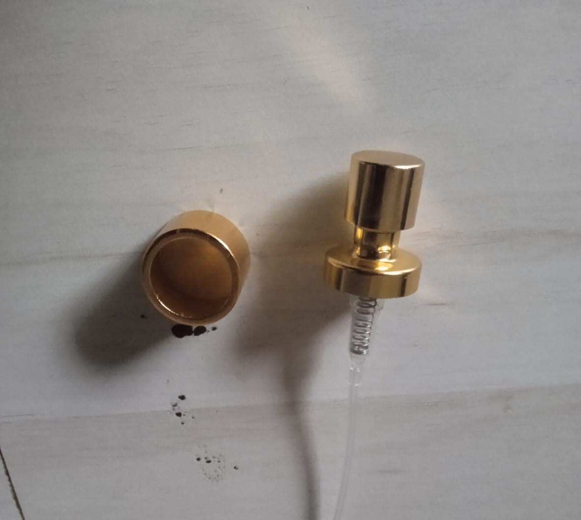 Perfume Crimp Spray Pump - Plastic Material, Various Sizes, Silver And White Color | Fine Mist Dispersion For Even Application