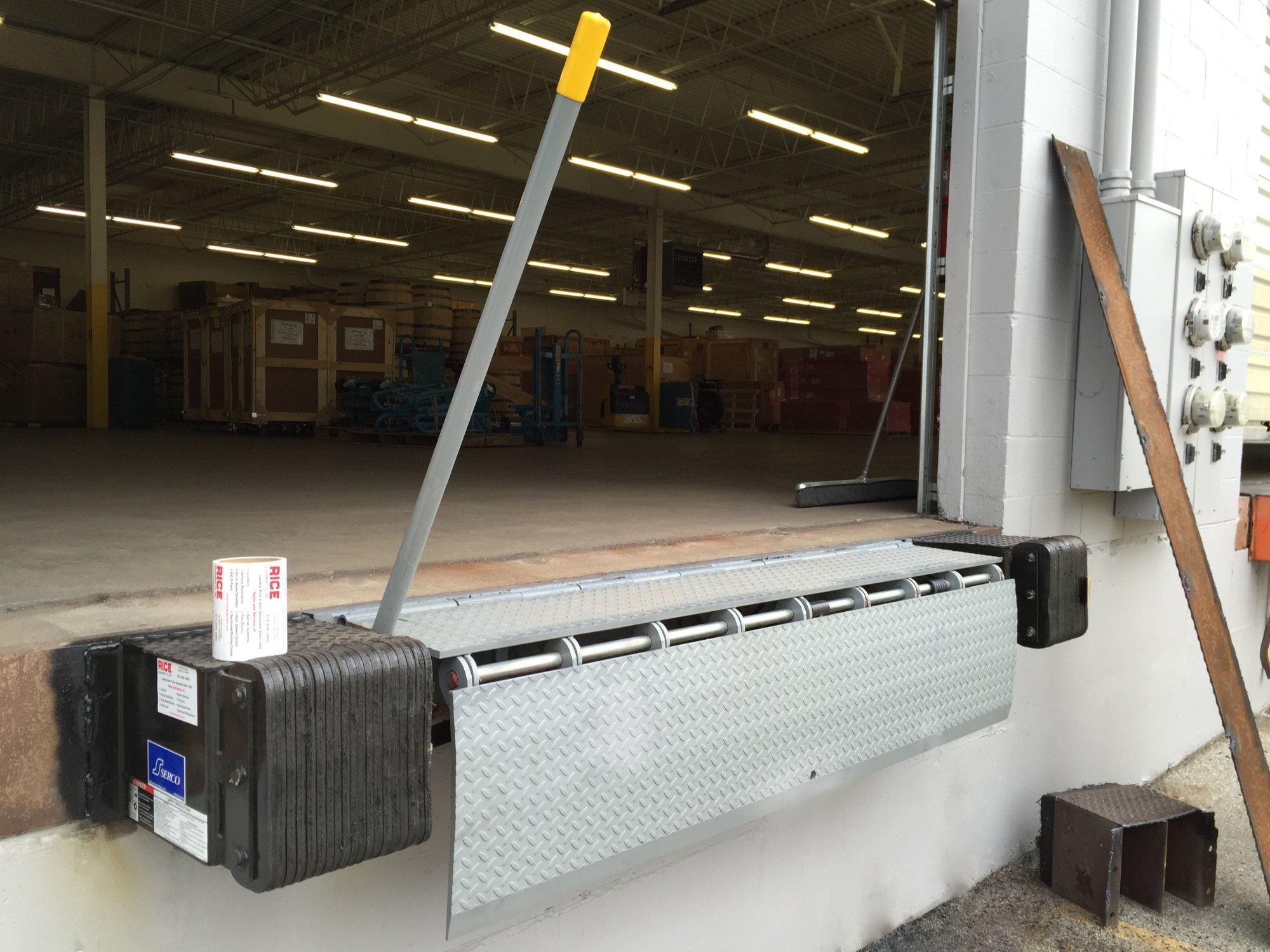 Edge Dock Leveller - Attributes: Durable