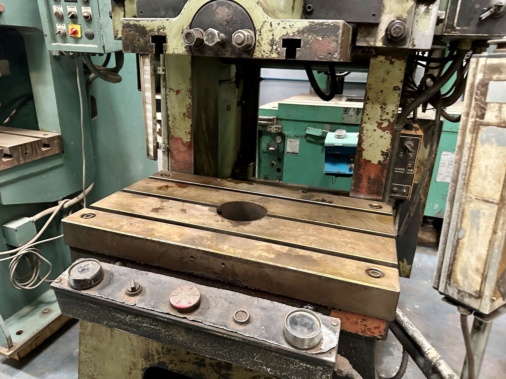 1370 Aaa Auto C Frame Single Crank Press