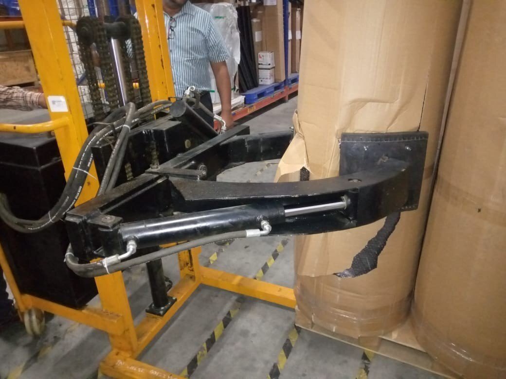 Electric Paper Reel Stacker - 100 Kg Lifting Capacity, 3000 Mm Max Height | Durable, Easy To Operate, Strong, Yellow & Black