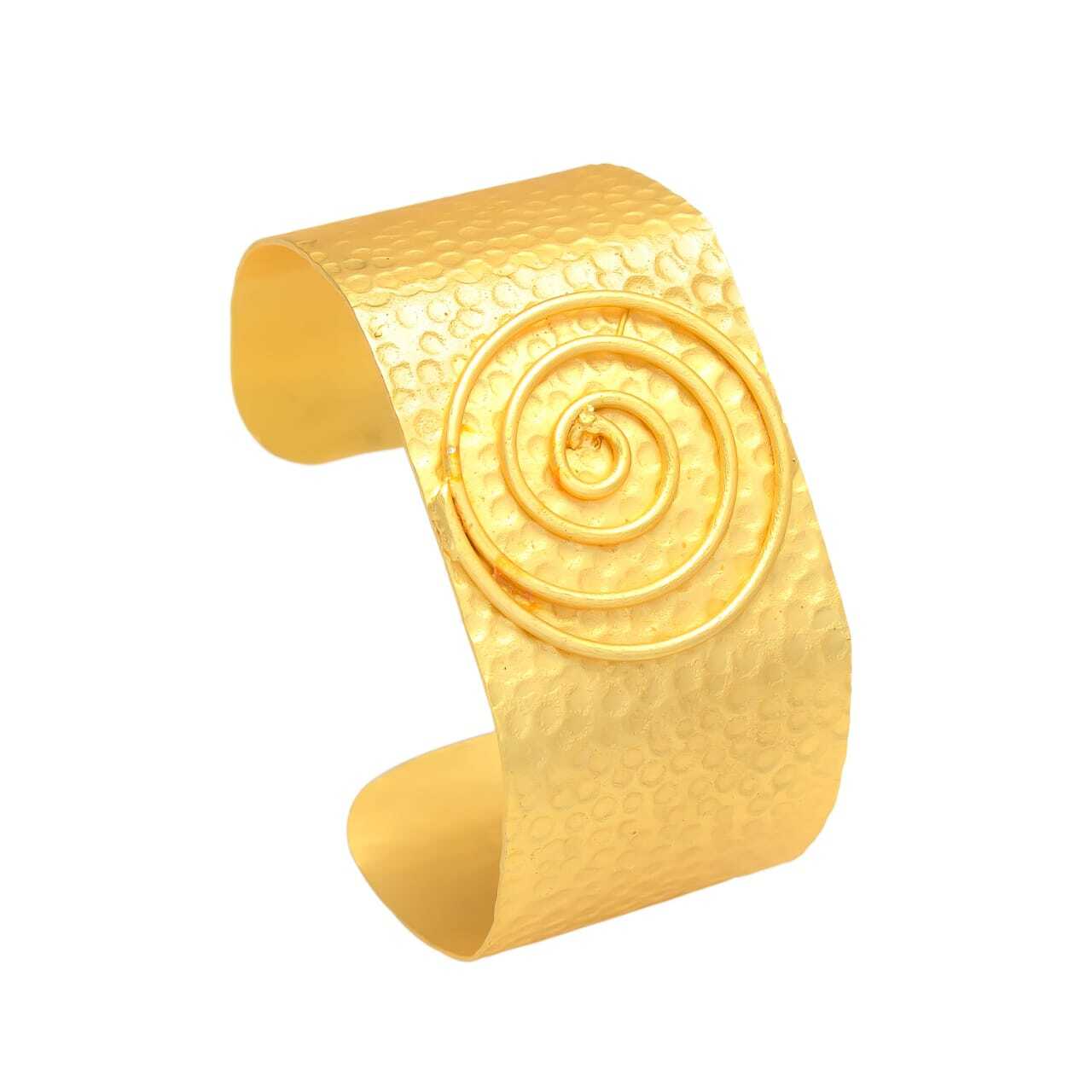 Geometric Pattern Golden Bracelet - Gender: Women