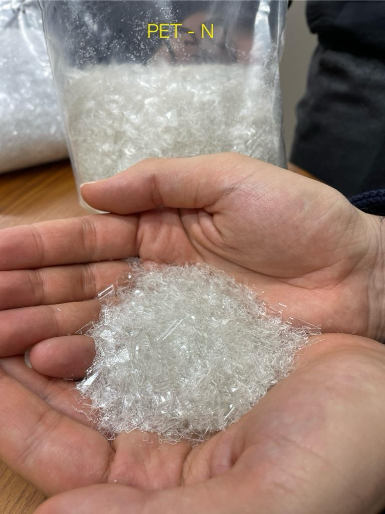 Pet Sheet Flakes - Pure Pet Material, Food Grade Quality, Natural Color