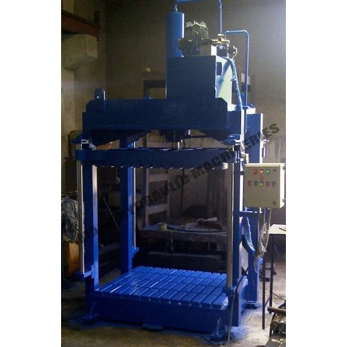 Woven Sacks Baling Machine - Color: Blue