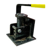 ट्रेलर कंटेनर ट्विस्ट लॉक