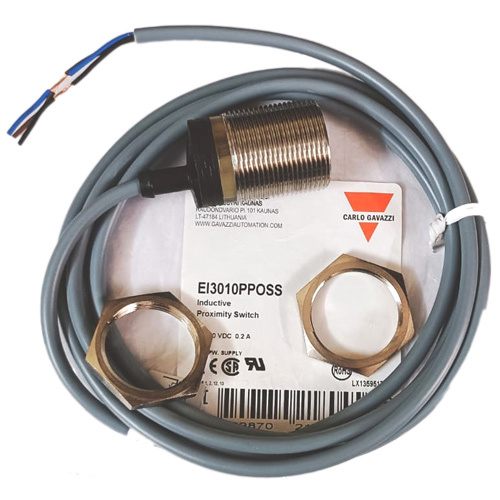 Inductive Proximity Sensor - M8 Diameter, 2mm Detection Range | Pnp Transistor Output, High Accuracy, 0.2a Input, Plastic And Metal Construction, 10-30 Volt Voltage Range, 200 Grams Weight