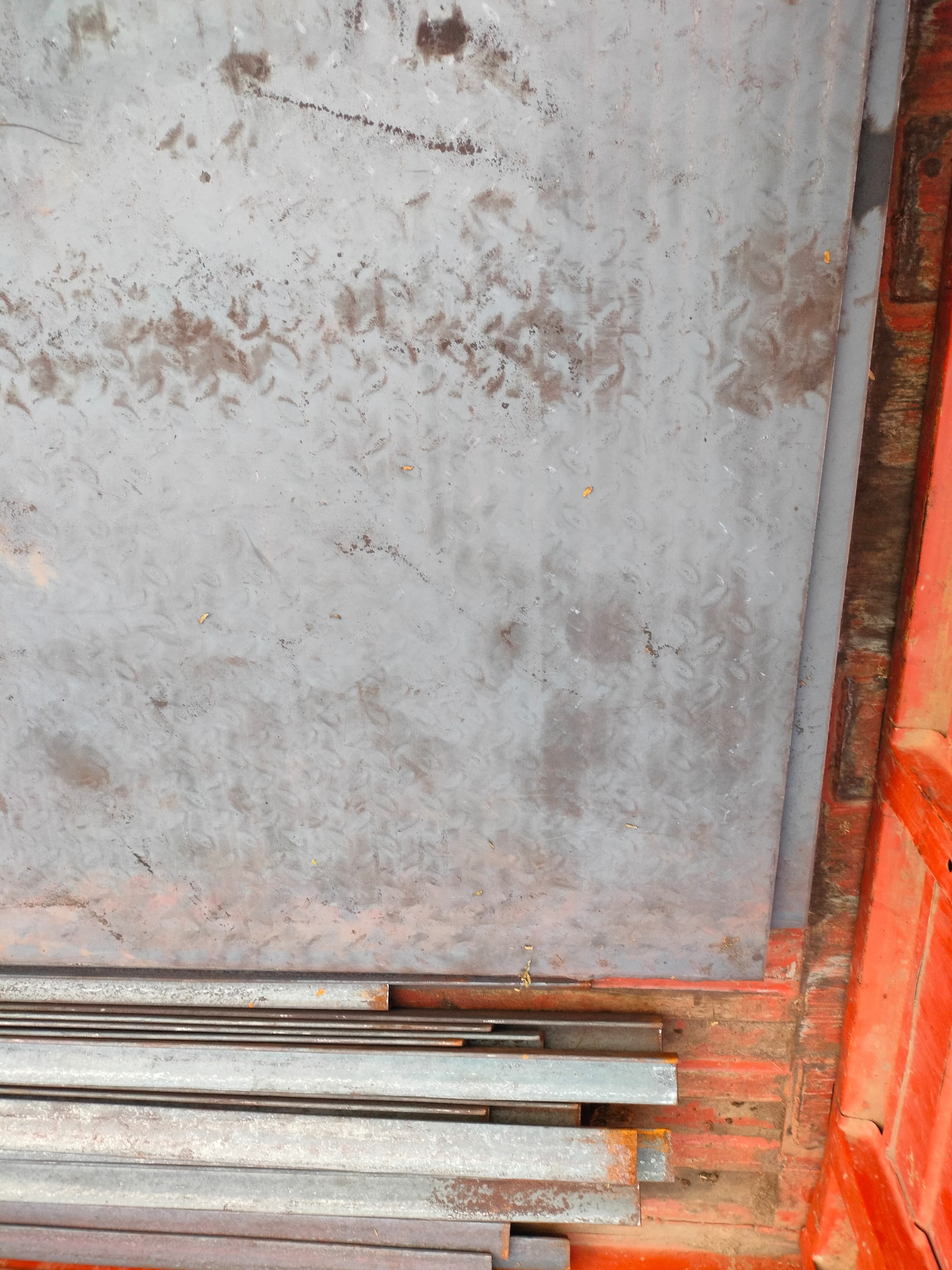 Ms Chequered Plate - 2.5 Mm Thickness, Stainless Steel Ss 202 | High Corrosion Resistance, Ideal For Industrial Applications