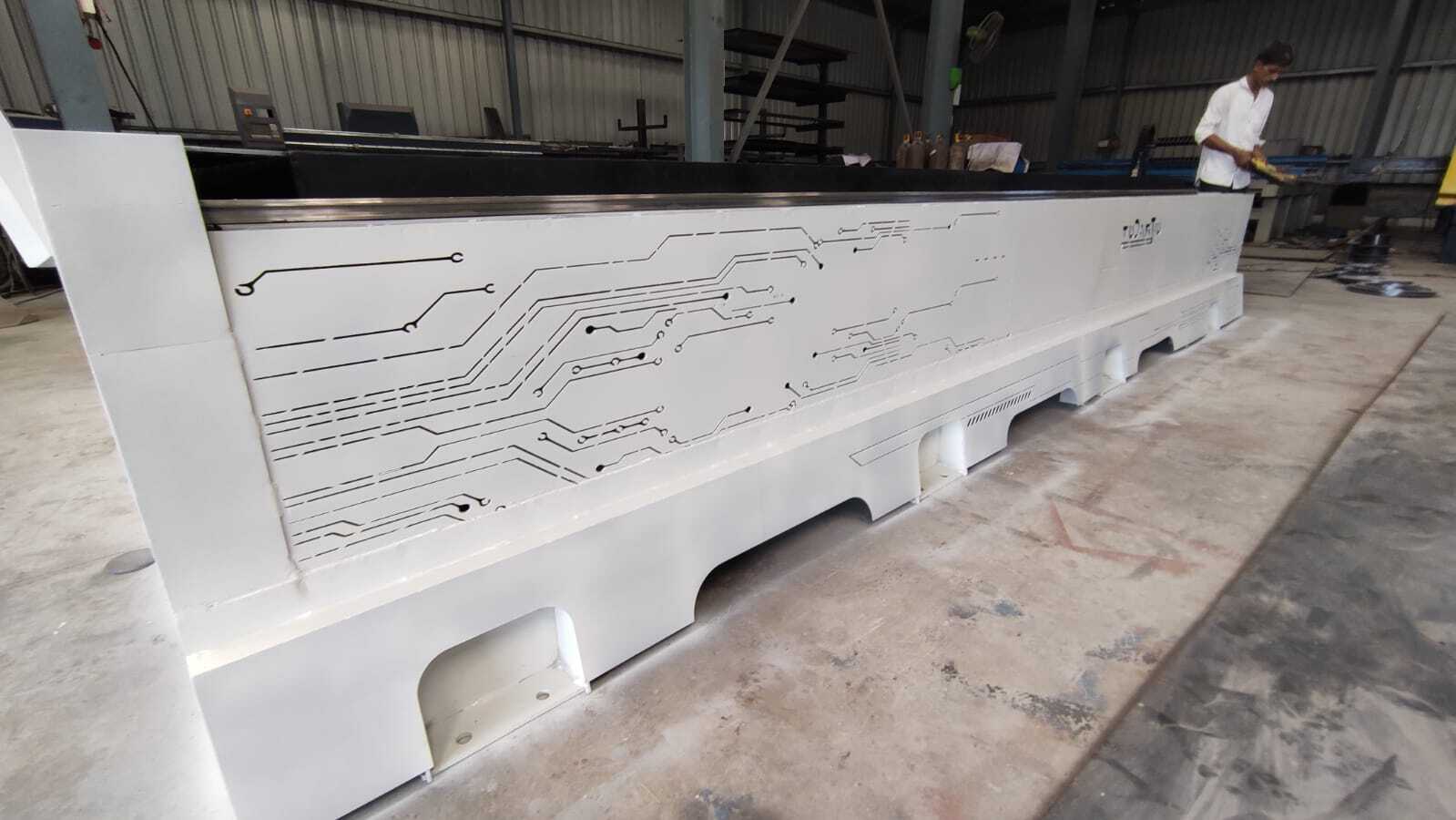 Fiber Laser Cutting Machine - 1550x3100 Mm, Ivory White | Automatic Height-adjustment, Advanced Cooling, Efficient Dedusting Systems, 2-year Warranty