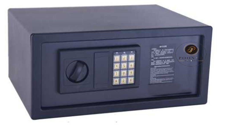 Choose An Option Hotel  Safety Locker