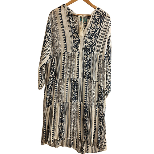 महिलाओं का डिज़ाइनर कुर्ती -