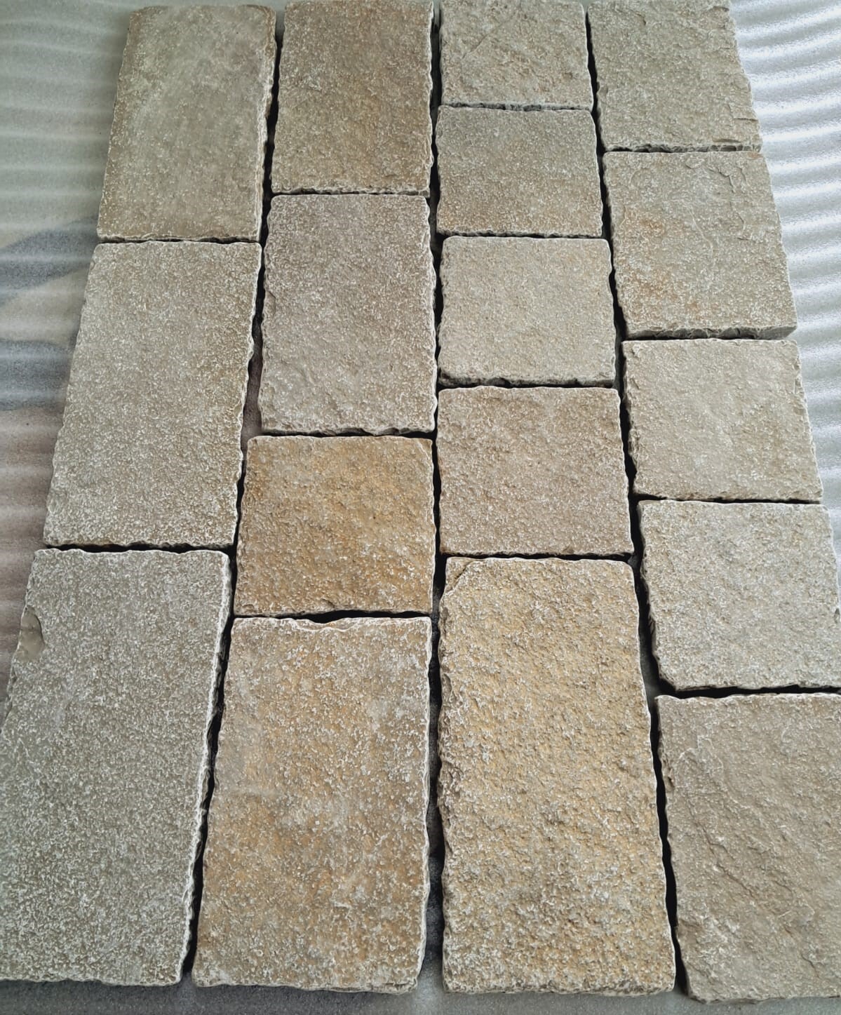 Indian Tandur Yellow Limestone Tumbled Pavers - Application: Construction