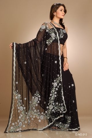 काला जॉर्जेट डिज़ाइनर साड़ी