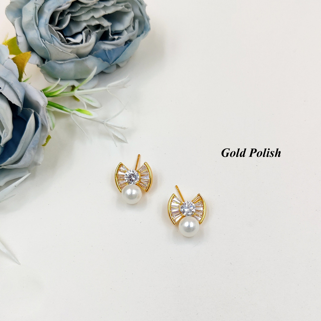 White Pearl Studs - Gender: Women