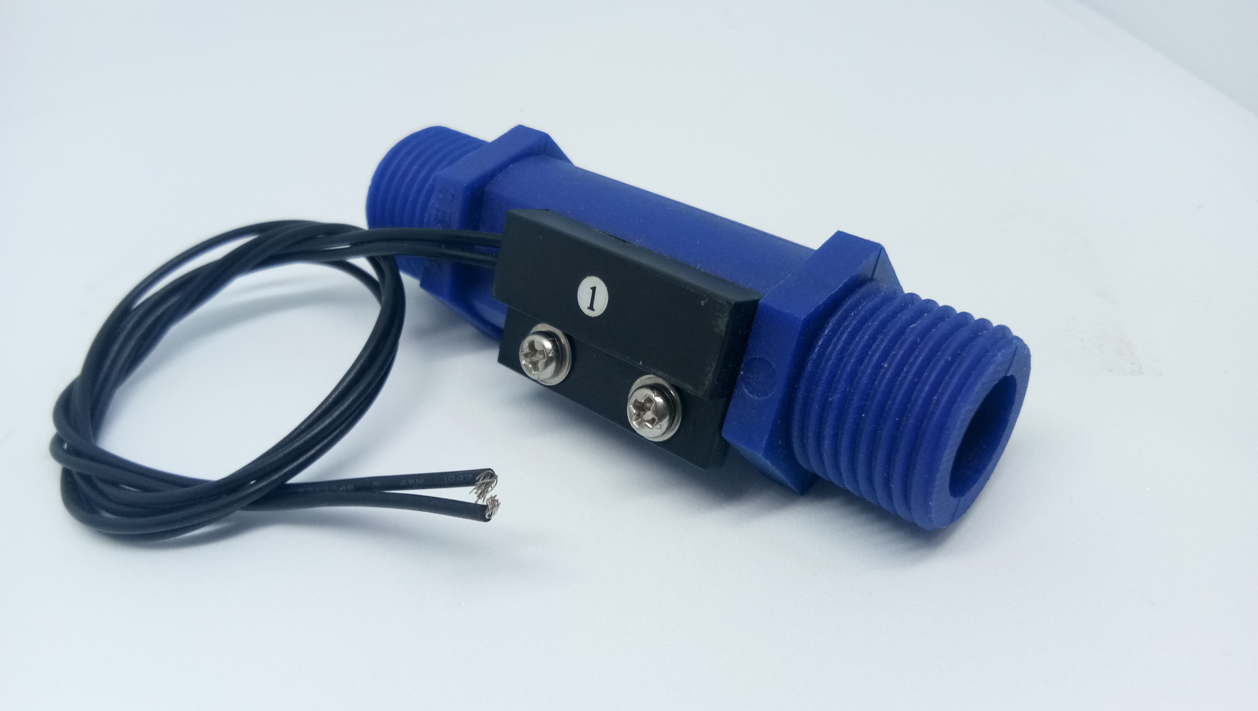 Flow Switch - Color: Blue