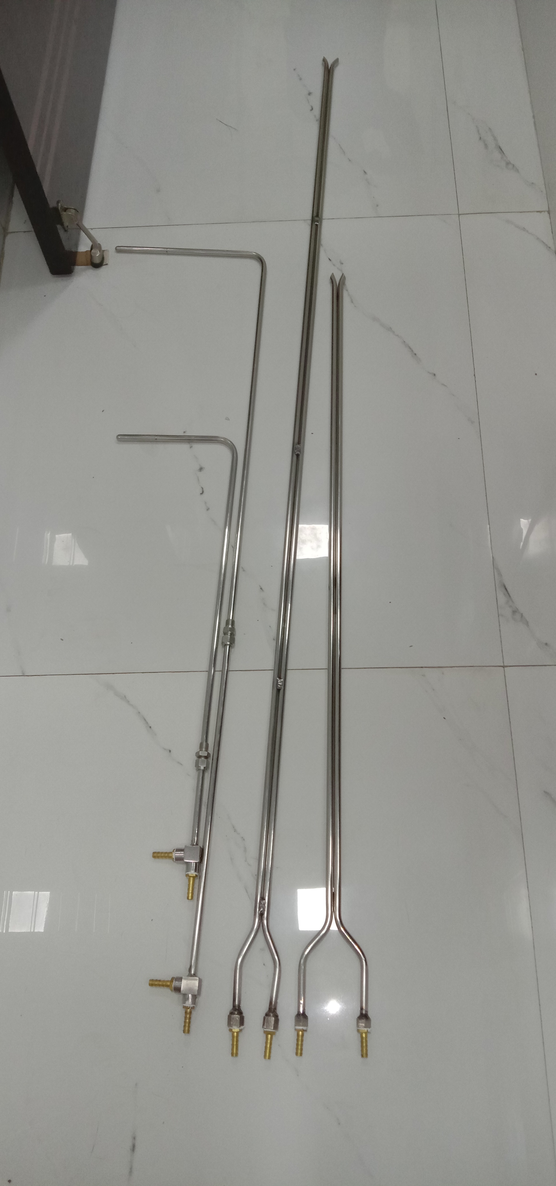 L-shape Pitot Tube - Ss.304, Adjustable Insert Length, Bsp(m) Connection With Nut-ferrule Fitting, 0-1000â°c For Air/gases Usage
