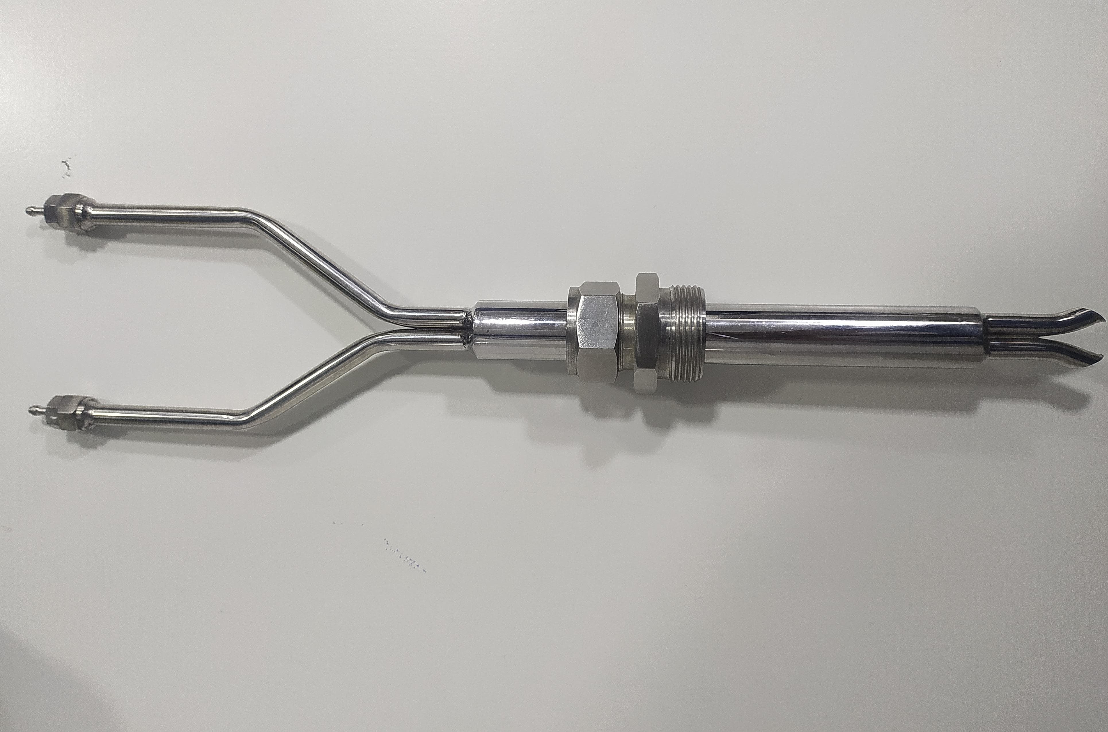 L-shape Pitot Tube - Ss.304, Adjustable Insert Length, Bsp(m) Connection With Nut-ferrule Fitting, 0-1000â°c For Air/gases Usage