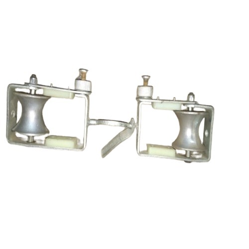 Hanging Pulley - Color: Silver