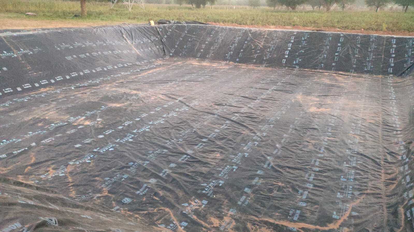 Geomembrane Pond Liner - Polypropylene 300 Micron Customized Sizes & Colors Eco-friendly & Puncture Proof