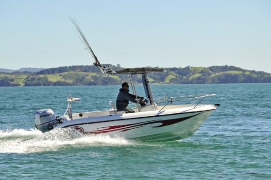 Mac 600 Boat
