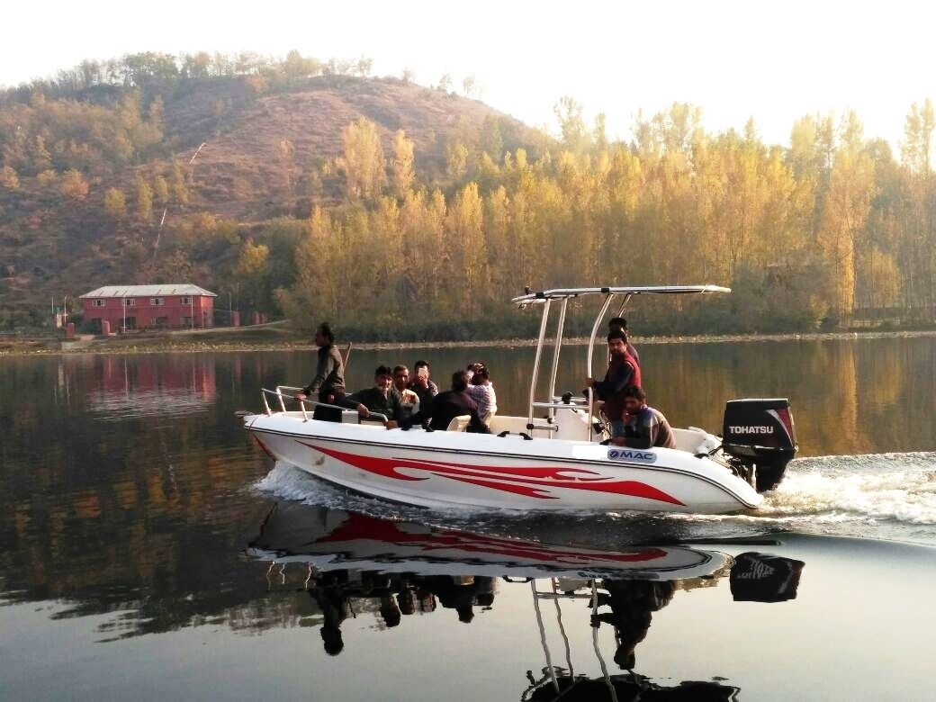 Rescue Boat - Capacity: 500 Kg
