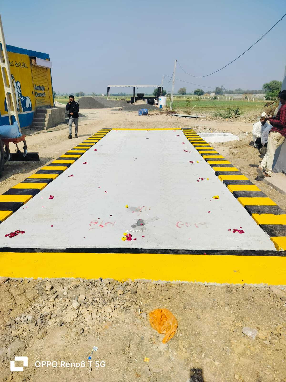 Rcc Pit Type Weighbridge - Rcc Material, 12x3 Feet Dimensions | 100 Ton Loading Capacity, 100% Accuracy, Digital Display