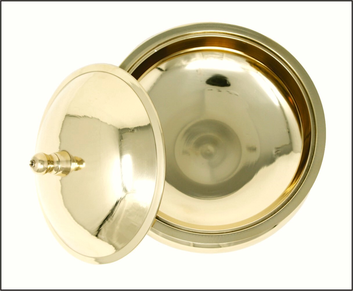 Bronze Serving Dish - 19.5x19.5x13 Cms | Polished Metal Finish, Elegant Lid Design, 1000 Grams Weight