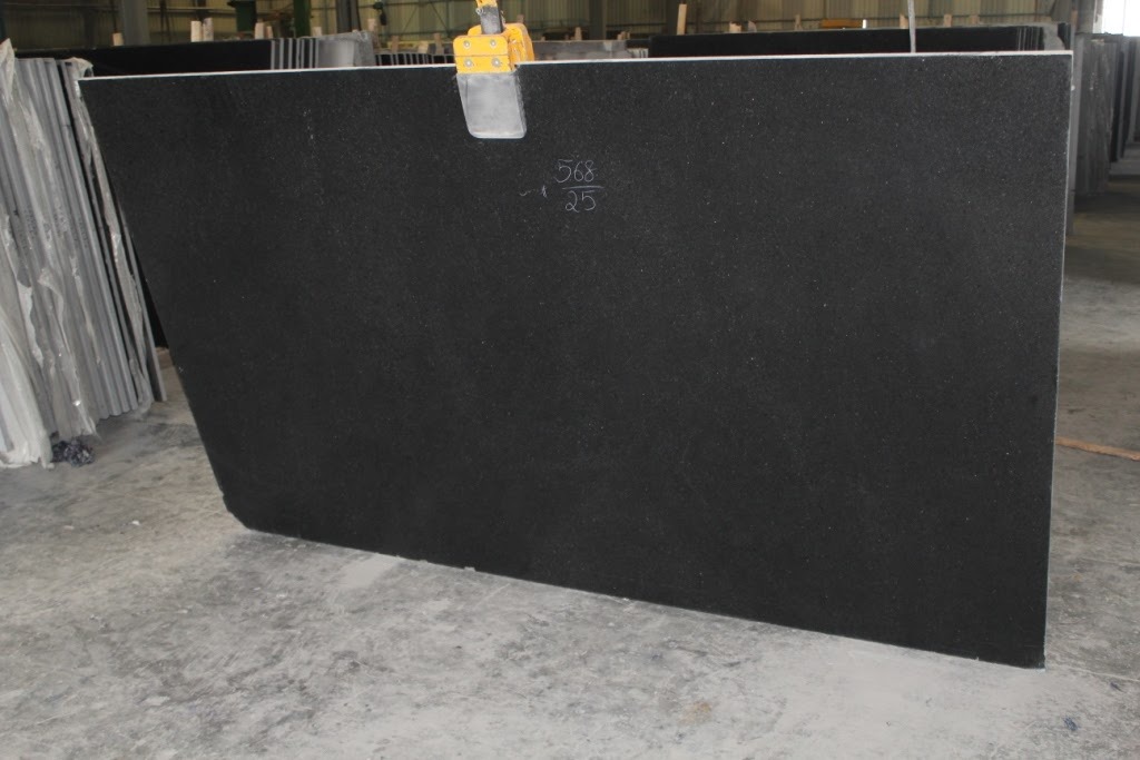 Absolute Black Granite Polished Surface Granite Slabs - Application: Flooring