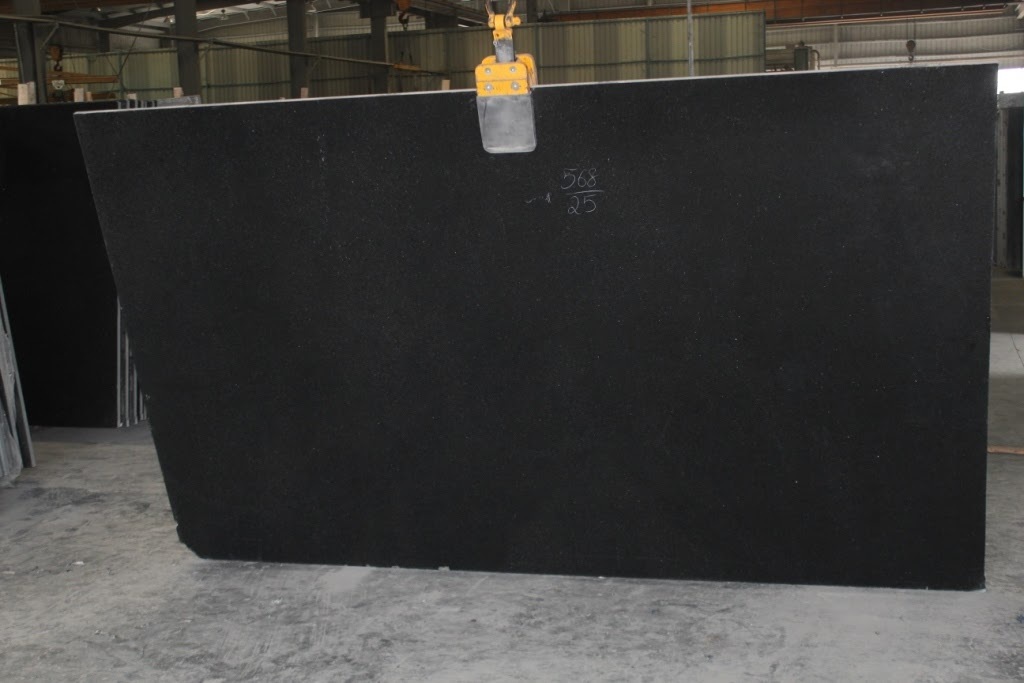 Absolute Black Granite Polished Surface Granite Slabs - Application: Flooring