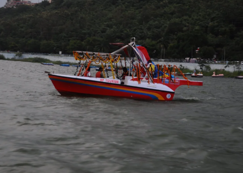Parasail Boat