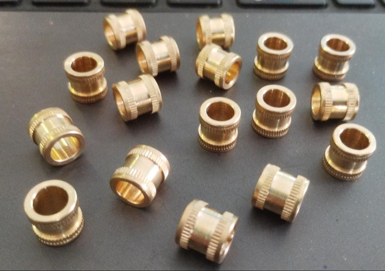 Brass Moulding Inserts - 0.05mm Tolerance, Golden Polished Finish With Nitric Wash Treatment | Ideal For Industrial Moulding Applications