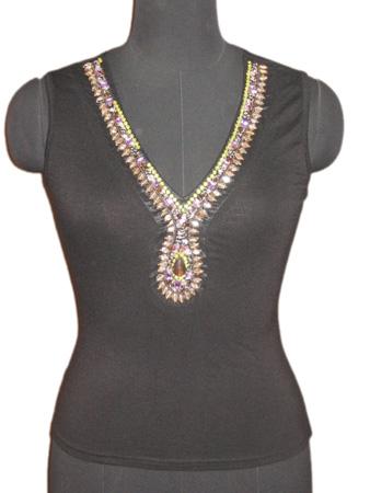 कढ़ाई किया हुआ लेडीज़ टॉप