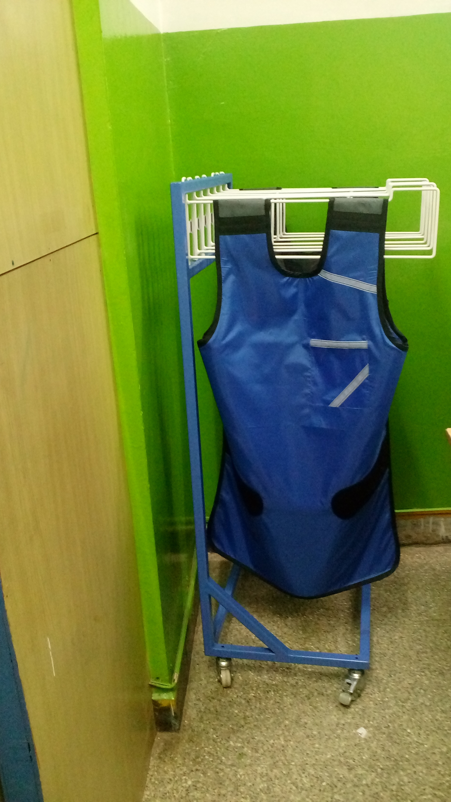 Apron Stand